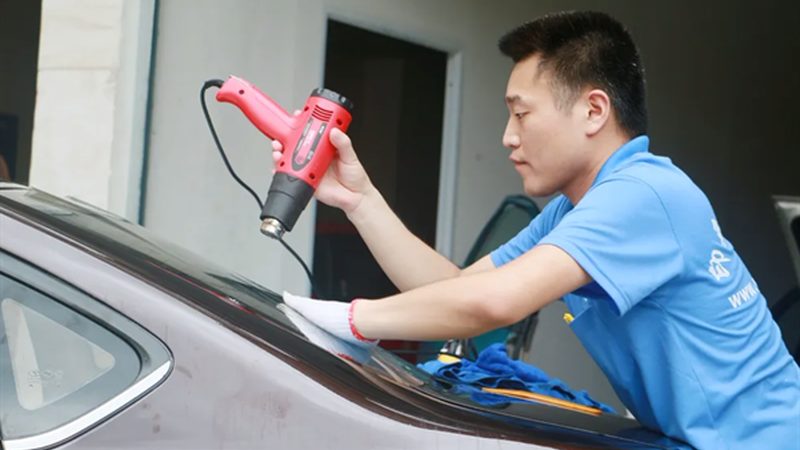 汽车前大灯定制生产的秘密：从设计到成品**